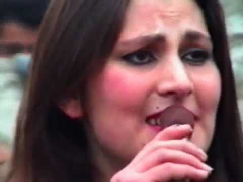 Gülyanaq Məmmədova 1994 erməni işğalıdan yenicə azad olunmuş Böyükbəhməmli kəndində