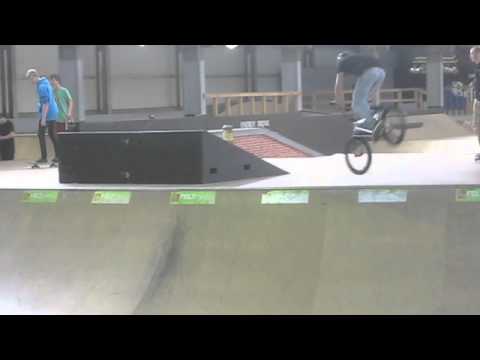 Dominik Betten | Truckdriver to Footjam