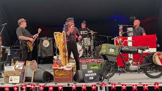 Nede i møjet - John Mogensen JAM