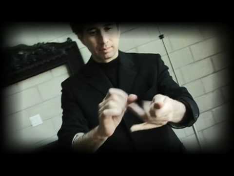 Steel Ball Routine (Deluxe) by Lou Serrano