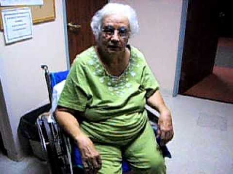 MI MAMA MANDA SALUDOS A MEXICO 9/14/2009