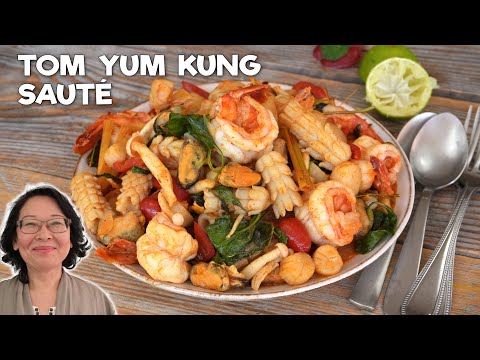 Stir-fried Tom Yum with seafood