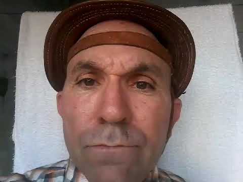 Acha que nois e feio e olha ele