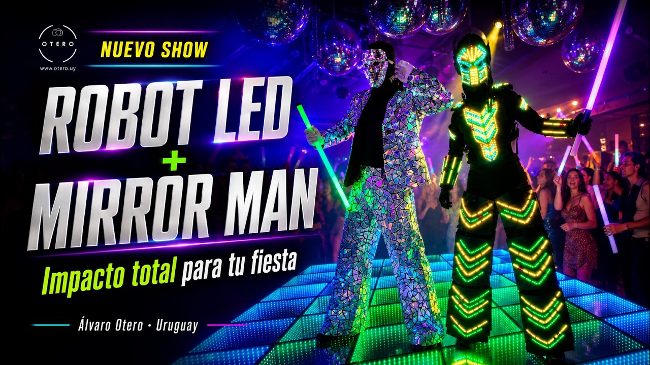 Robot LED y personaje de espejos durante una intervención visual para fiestas