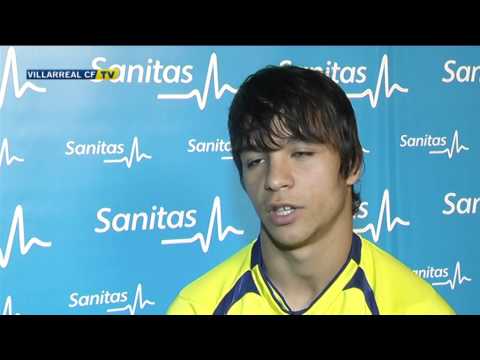 Óliver Torres: "Una de las cosas que más me gusta es que el entrenador no tiene su once tipo"