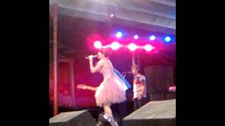 Download lagu Via Vallen-Lumpuhkan ingatanku (GEISHA) mp3 Download lagu Via Vallen-Lumpuhkan ingatanku (GEISHA) mp3