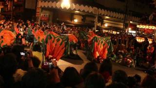 preview picture of video '秋の高山祭　宵祭　獅子舞 2011 Takayama Festival in autumn'