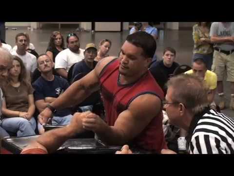 Arm Wrestling: Paul Walther vs. Marcio Barboza