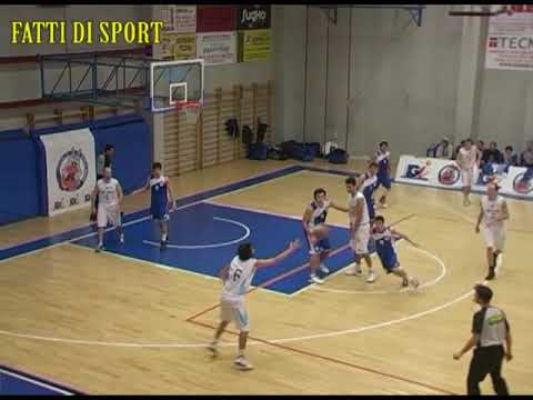 Basket Rivediamoli :  RGI Lettera 22 - Novara    75-82