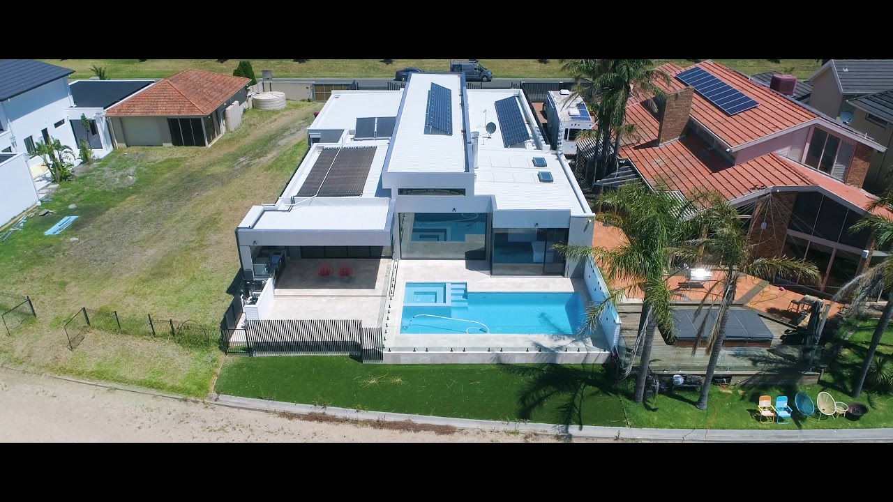 Hamish Mitchell Mitchell Torre Real Estate Patterson Lakes