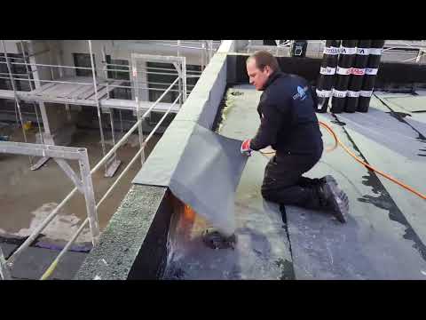 Attika einschweißen. Abdichtung auf Tiefgarage in München