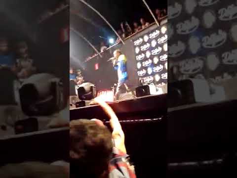 Mc Doguin(Nois e favela )ao vivo