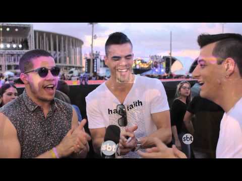 Programa Inside 12 09 15. Entrevista Turma do Pagode e Imagina Samba