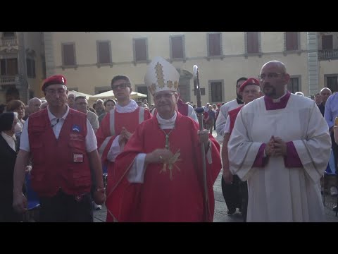 Tanti fedeli all'inaugurazione del sinodo