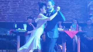 Video thumbnail for Al compás del corazón (Tango Bardo)Erika Lopez y Jose Halfon.Milonga Alsina tango club 30mar24 (1/4)