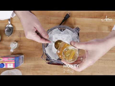 How to Make a Turmeric Smoothie for Bone and Joint Health