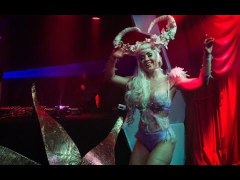 HARLEY QUEEEN GO-GO BURLESQUE at Boris Berjcha show | Coalcandy vlog #8