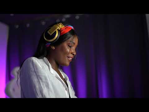 Whitney Mkok dj at STUDIO1 (djset live)