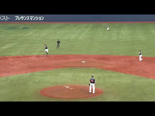 【8回表】珍ヒット!! 2塁ベース直撃の打球はショートの頭を越える 2015/5/2 Bs-H