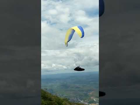 Decolagem de parapente