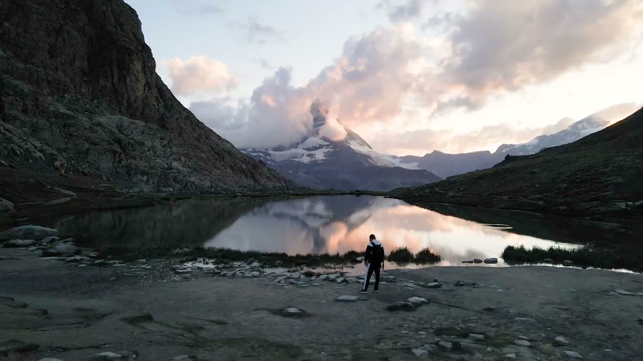 Experience the captivating panorama of Riffelsee Lake!