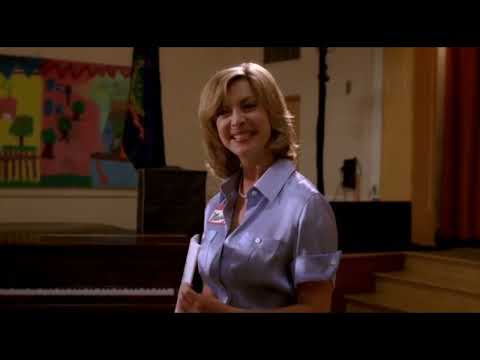 Macy Wants To Change The Ending Of Little Red Riding Hood - Desperate Housewives 1x06 Scene