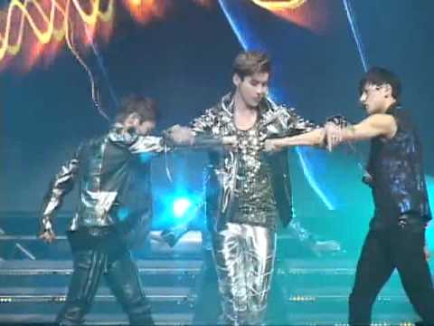 [MYDAILY] 120331 EXO- MAMA Debut Showcase