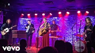 Front and Center and CMA Songwriters Series Present: Jennifer Nettles &quot;Drunk in Heels&quot;