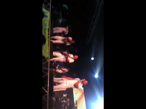 SAKGENLAA - ALL WHITE VID 3