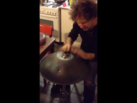 Rencontre musicale entre Adel Bouallègue, Bernard Trontin percussions et Adel Degaichia