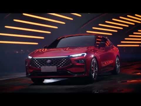 2023 Ford Mondeo ST-Line | Sporty bumpers and a massive screen