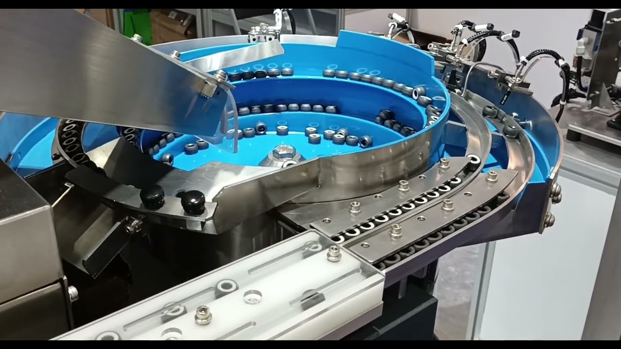 Step Feeder with Vibratory Bowl Feeder - Vibratory Feeder with Step Feeder Conveyor