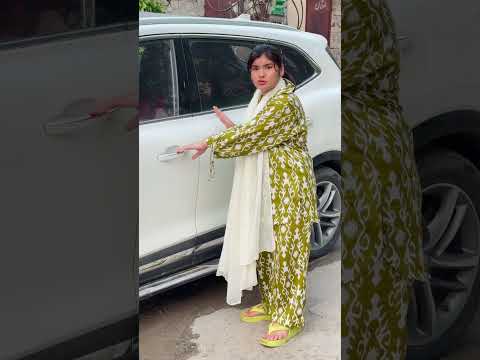 car se kya niklaa😲