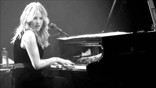 Diana Krall - Fly Me To The Moon (HQ)