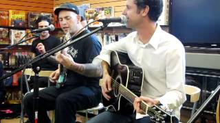 Bouncing Souls - The Pizza Song @ Newbury Comics in Norwood, MA (6/25/2011)