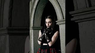 Download lagu Gothic Grace | Dia Bergerak Seperti Cahaya Bulan mp3