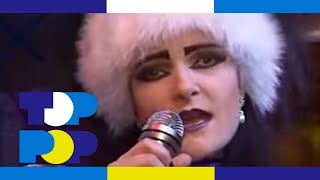 Siouxsie &amp; the Banshees - This Wheel&#39;s On Fire (1987) • TopPop