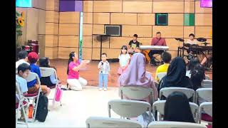 Download lagu Lagu Kau satu penuh kasih by Gavra @GJDchannel #lagurohanikristen  mp3