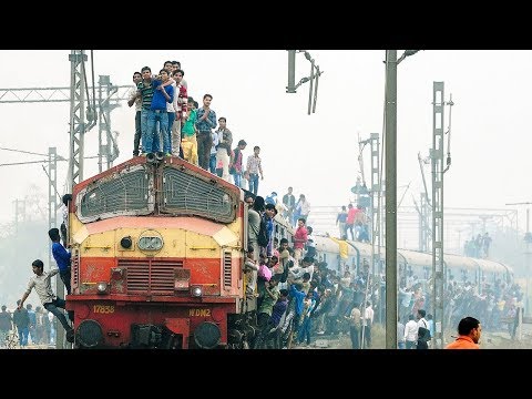 Train from Fiumicino Airport to Rome: how to by tickets and get to city center?