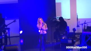 Vanessa Paradis - Tu pars comme on revient - HD Live au Casino de Paris (13 Nov 2013)