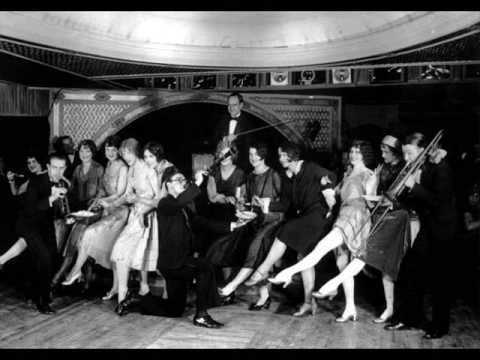 Paul Ash & His Orch. - Kiss Your Little Baby Goodnight, 1926