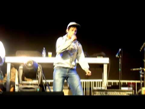 Brasília Underground Music - Batalha do Calango Pensante - Mc DeJAH vs. Mc Marcelinho