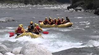 preview picture of video 'RAFTING A EDDYLINE, Campertogno (VC)'