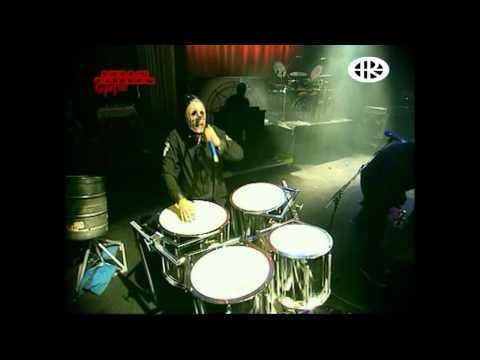Slipknot - Pulse Of The Maggots live London HD 720p 2004.mp4