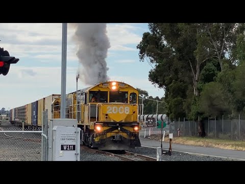 Tasrail #53 DQ2008 tr12 container train Hoblers bridge