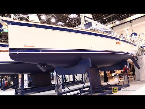 2020 Hallberg Rassy 340 Sailing Yacht - Walkaround Tour - 2020 Boot Dusseldorf