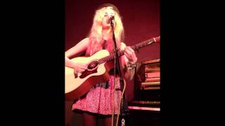 Nina Nesbitt- Seesaw Live in Dublin