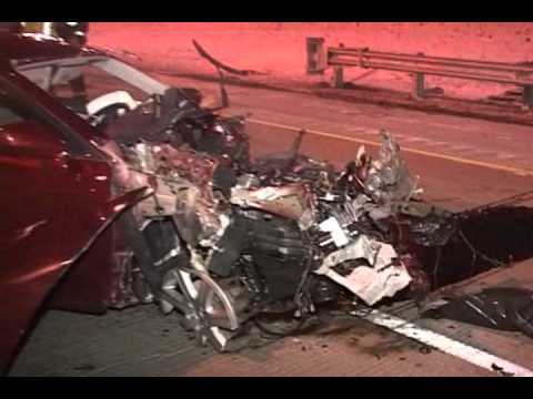 I-94  Dan Ryan  High Speed Head On Accident-Car vs Guardrail with Ejection