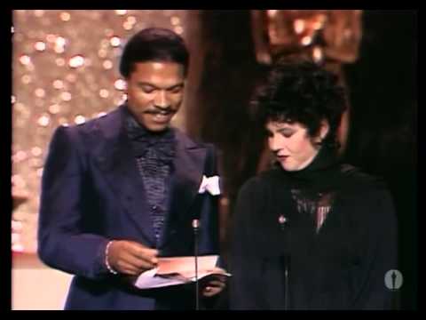 Trailer John Alcott winning the Oscar® for Cinematography for "Barry Lyndon"