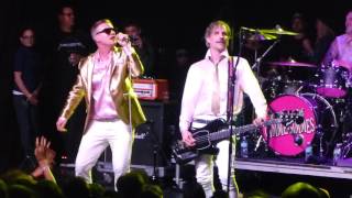Me First and the Gimme Gimmes - Danny&#39;s Song (Anne Murray) - Santa Ana